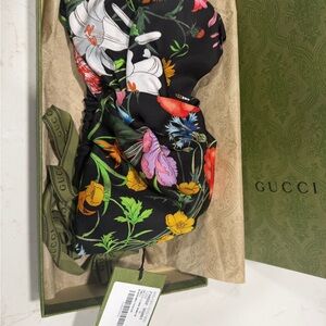 Authentic 🔥✨ Gucci Multicolor Floral Silk Headband